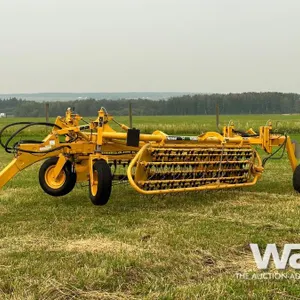 2016 VERMEER R2300 TWIN HAY RAKE