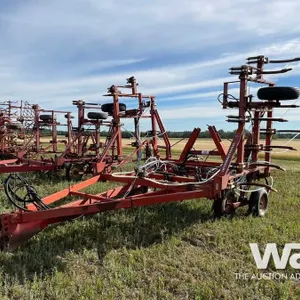 IHC 55 28 FT D/T CULTIVATOR