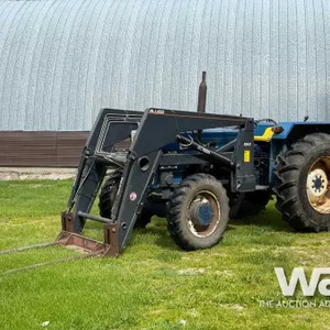 UNIVERSAL 530DTC MFWD TRACTOR