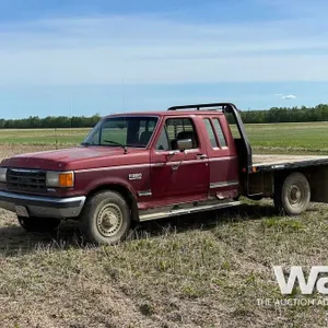 1988 FORD F-250 E-CAB FLATDECK TRUCK