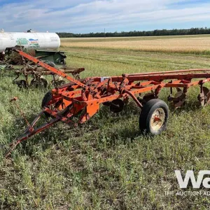 CASE 5 x 14" PLOW