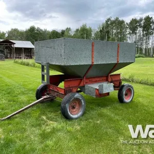 200 BUS. HOPPER GRAIN WAGON