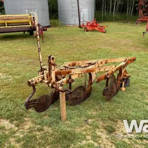 COCKSHUTT 3PT 3x14" PLOW