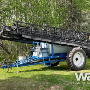 NEW HOLLAND SF110 80 FT. HIGH CLEARANCE SPRAYER