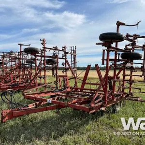 IHC 45 35 FT VIBRASHANK CULTIVATOR