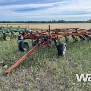 KVERNELAND D2 7X16 PLOW