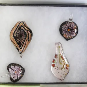 4 VTG. HANDB.  MURANO LAMPWORK GLASS PEND.
