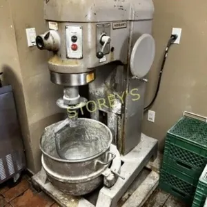 Hobart 60qrt Dough Mixer w/ Bowl & Hook - 220v