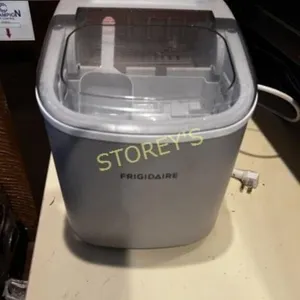 Frigidaire Table Top Ice Maker ~9x12x12