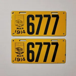 1914 Manitoba Porcelain license plates Pair