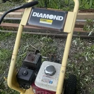 Honda engine diamond 3100 psi Power washer