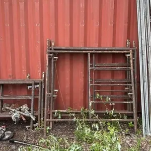 Scaffolding set up
