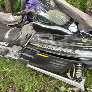 2000 Ski-Doo 800 Triple snowmobile