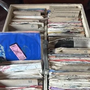 Large quantity 45 RPM vinyl record lot