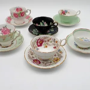 Cup & Saucers