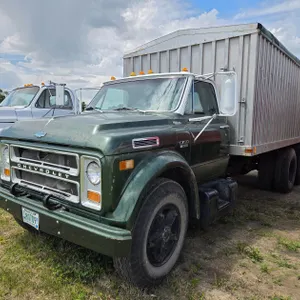 1970 CHEVY C 50 GRAIN TRUCK