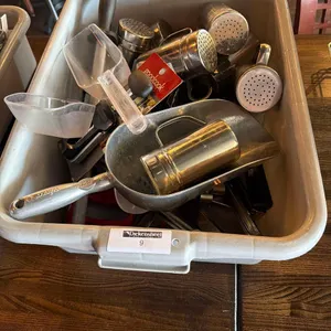 TUB OF KITCHEN UTENSILS