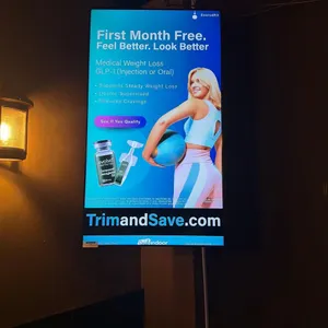 DIGITAL SIGN DISPLAY