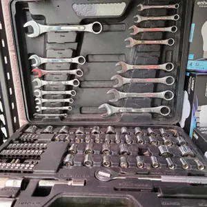 SAE AND METRIC WRENCH SET