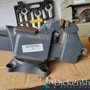 BENCH VISE