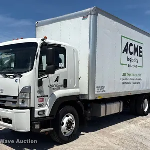 2022 Isuzu FTR box truck