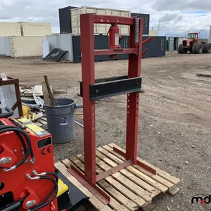 20-Ton Hydraulic Press
 UNRESERVED