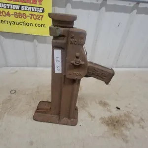 Barrett No. -Ton Cast Iron Jack