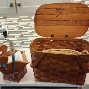 Mid-Century Picnic Basket, Wov-n-Wood by Jerywil