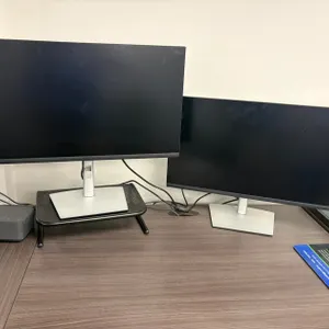 Dell P2722H Monitor w/ Logi Docking Station