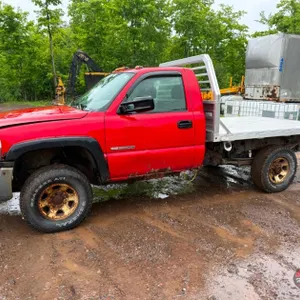 2005 GMC Sierra Pickup Truck, VIN # 1gdhk34u05e220515 - Hayward Wi