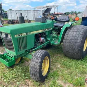 John Deere 750 Tractor