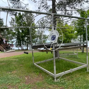 Shore Station Pontoon Hoist