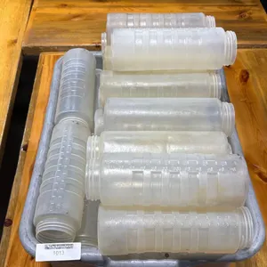 SQUEEZE BOTTLE AND LIDS