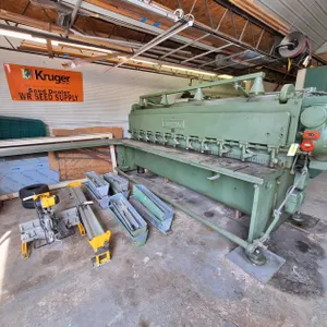 Cincinnati Series 1010 Hydraulic Shear, Mahine # 11279, 220v, 3PH, Buyer Responsible for Removal