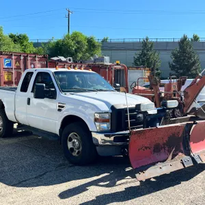 2010 Ford F-350 Extended Cab 4X4 Plow Truck