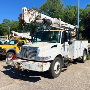 2006 International 4300 DT466