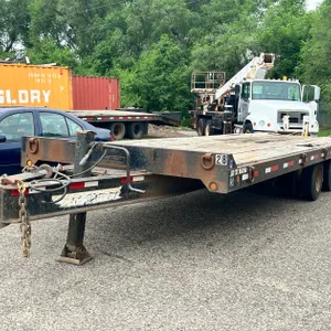 1998 Towmaster T-50 Flatbed Trailer