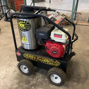 Easy-Kleen Magnum Gold 4000 PSI Hot Water Pressure Washer, 15 HP Gas Engine, 3.5 GPM