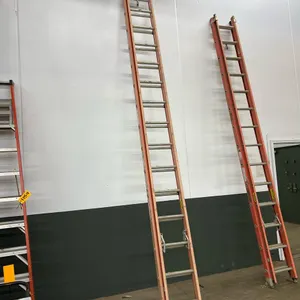 Keller 5132 31-ft Fiberglass Extension Ladder, Type IA, 300 lb Capacity, 2-Section, OSHA Rated