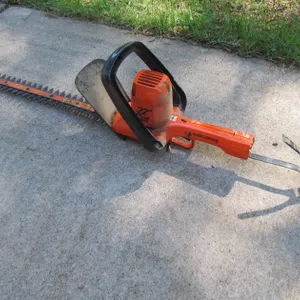 Black & Decker Electric 22" Hedge Trimmer