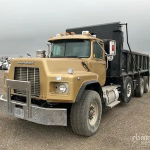 2002 Mack RB688S 8x4 Tri/A Dump Truck