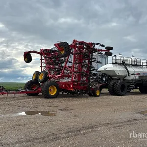 2024 Bourgault 3335 80 ft Air Drill