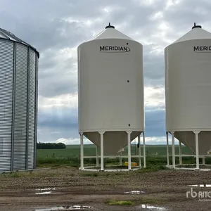 Meridian 1620 +/- 4100 bu Smooth Wall Hopper Grain Bin