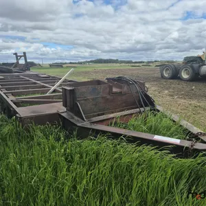 1974 33' T/A Trombone Trailer
 UNRESERVED