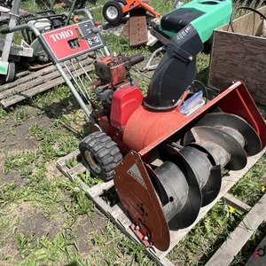 Toro 832 32'' Snow Blower
 UNRESERVED