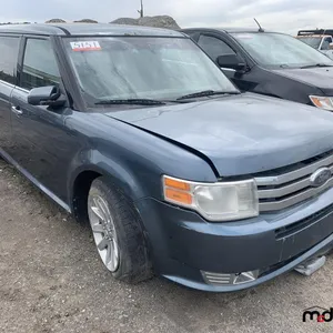 SALVAGE UNIT: 2010 Ford Flex SUV
 UNRESERVED