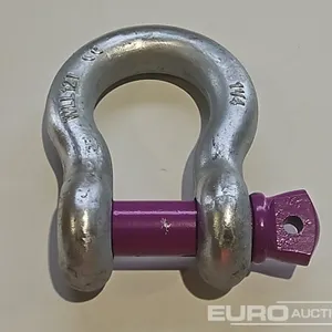 Unused 1-1/4" Bow Shackle (6 of) 