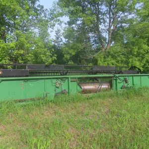 John Deere 925 Flex Header, 25 Ft, w/ Pickup Reel