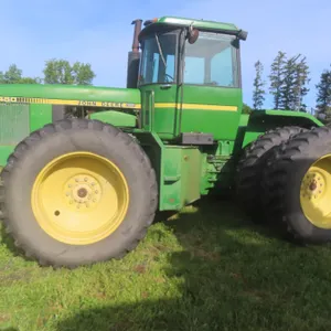 John Deere 8450 4WD, Quad-Range Shift, Triple Hydraulics, 1000 PTO, 18.4 R38, 8413 Hrs