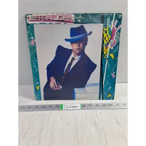 Album: Elton John "Jump Up!"